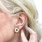 Boucles d'oreilles Boucles d'oreilles - Design contemporain du XXe siècle en or jaune 18 ct, diamants et saphirs 58 Facettes Q290B