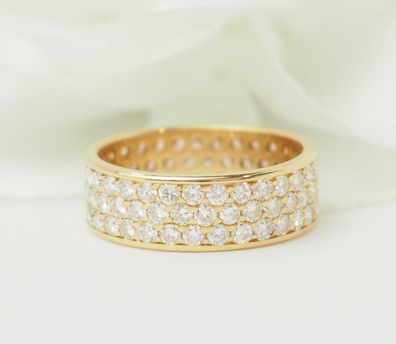 Bague 55 Bague alliance pavée de diamants en or jaune 18 kt 58 Facettes 33676
