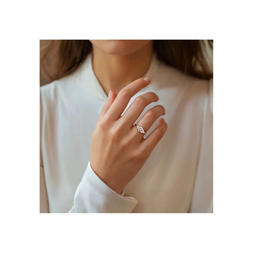 Bague 54 RINIA - Bague en or jaune 18 ct et diamants 58 Facettes UKD364774MM