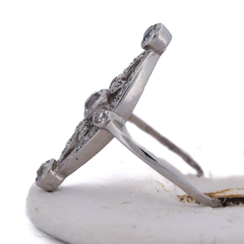 Bague Art déco en platine 950 avec diamants taille ancienne 58 Facettes AN458 (0579)