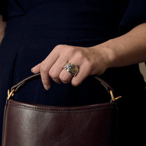 Bague 57 CHAUMET - Bague double lien en or gris et diamants 58 Facettes B250660