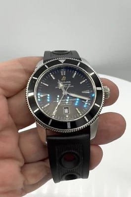Montre Breitling Superocean Heritage - Montre homme 46 mm automatique réf. A17320 58 Facettes 250004
