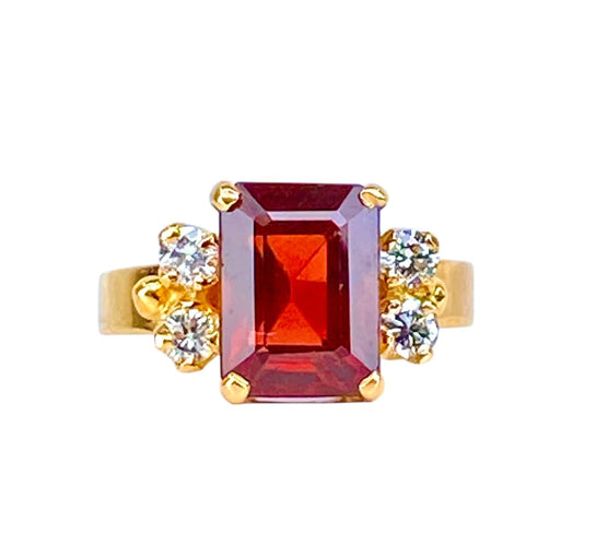 Bague 50 Bague en or jaune 18 carats au grenat et diamants 58 Facettes AB689