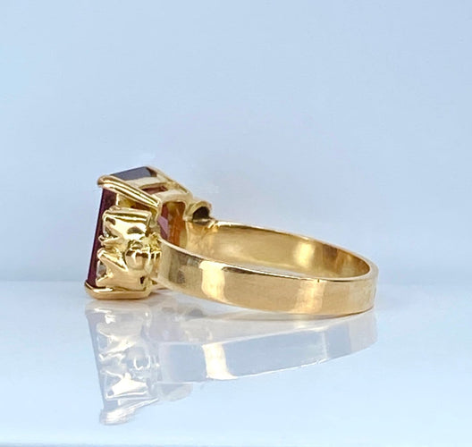 Bague 50 Bague en or jaune 18 carats au grenat et diamants 58 Facettes AB689