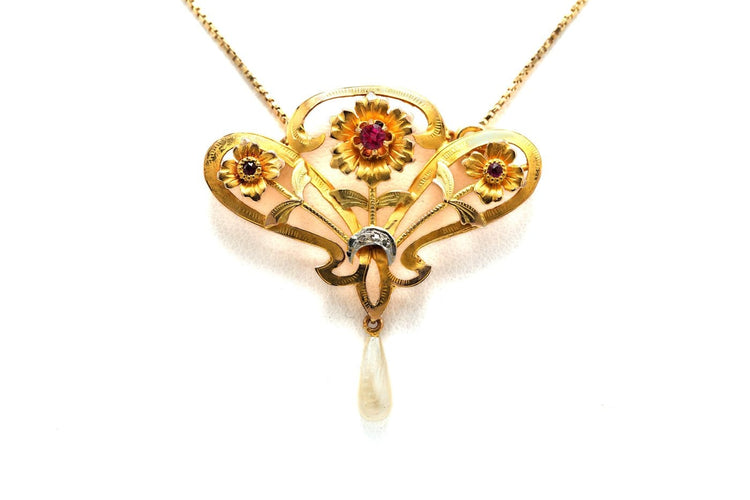 Collier Collier Art nouveau en or jaune 18 carats, rubis, diamants taille rose et perle 58 Facettes B836