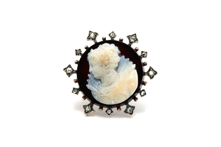 Broche Broche Art nouveau en or blanc 18 carats, agathe et diamants taille rose 58 Facettes B837