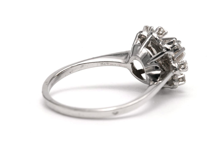 Bague 51 Bague Art déco en or blanc 18 carats sertie de diamants taille brillant 58 Facettes B841