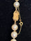 Collier Collier choker Akoya - 63 perles de culture, fermoir en or 18k et saphirs 58 Facettes 000