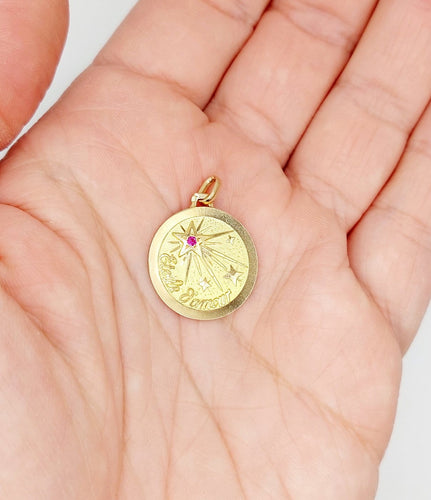 Pendentif Pendentif médaille étoile d'amour en or 18k et rubis 58 Facettes A06867