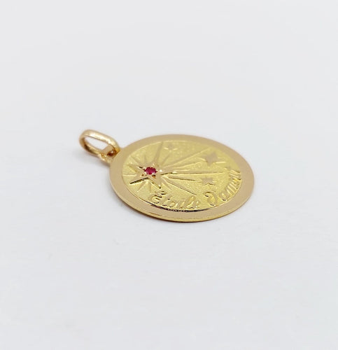 Pendentif Pendentif médaille étoile d'amour en or 18k et rubis 58 Facettes A06867