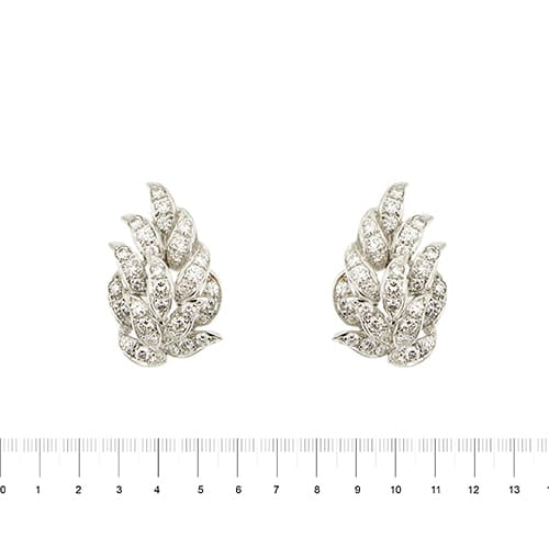 Boucles d'oreilles Boucles d'oreilles feuilles à diamants en or blanc 18 ct 58 Facettes 31914