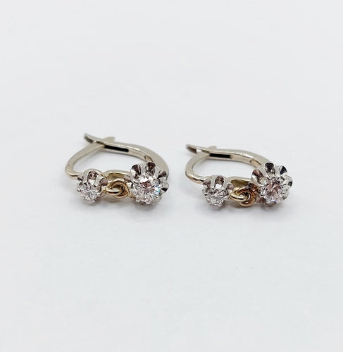 Boucles d'oreilles Art déco - Boucles d'oreilles dormeuses en or blanc 18k et diamants 58 Facettes A06898