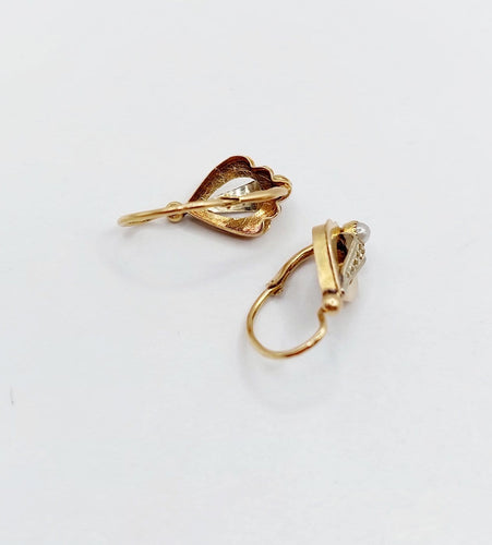 Boucles d'oreilles Dormeuses anciennes - Boucles d'oreilles en or 18k et semences de perles 58 Facettes A06902