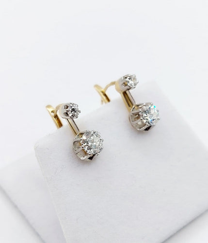 Boucles d'oreilles Dormeuses antiques - Boucles d'oreilles en or 18k, platine et diamants 58 Facettes A06906