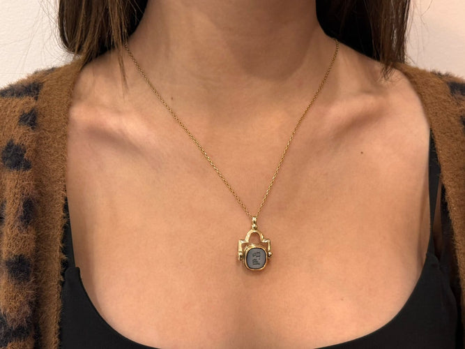 Pendentif Pendentif cachet en or champagne 18 carats et agate 58 Facettes 1733944