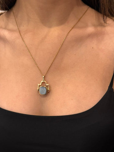 Pendentif Pendentif cachet en or champagne 18 carats et agate 58 Facettes 1733944