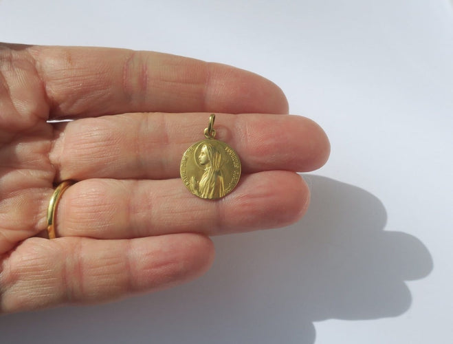 Pendentif PENIN - Médaille Notre-Dame de Lourdes biface en or jaune 18 carats 58 Facettes Médaille