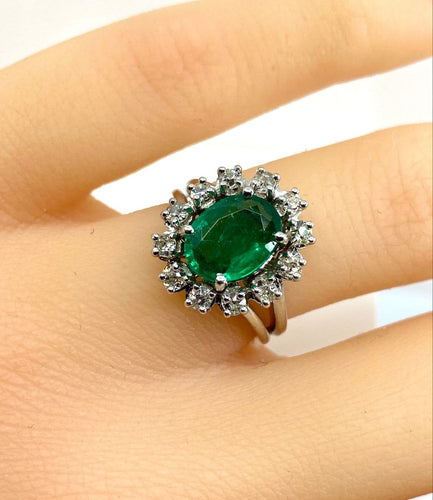Bague 46 Bague marguerite en or blanc 18 carats, émeraude et diamants 58 Facettes AB693
