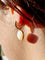 Boucles d'oreilles Boucles d’oreilles pendantes en or jaune 18 ct et nacre 58 Facettes 1735042