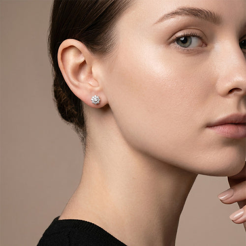 Boucles d'oreilles Boucles d'oreilles clous en or blanc 18 carats et diamants 58 Facettes OC-66000252