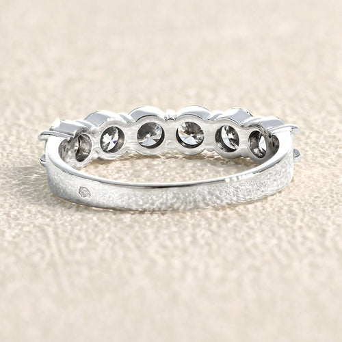 Bague 52 Alliance demi-tour - Bague en or blanc 18 carats et diamants 58 Facettes OC-60300019