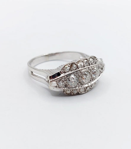 Bague 57 Bague chevalière Art déco en or blanc 18k et diamants 58 Facettes A06904