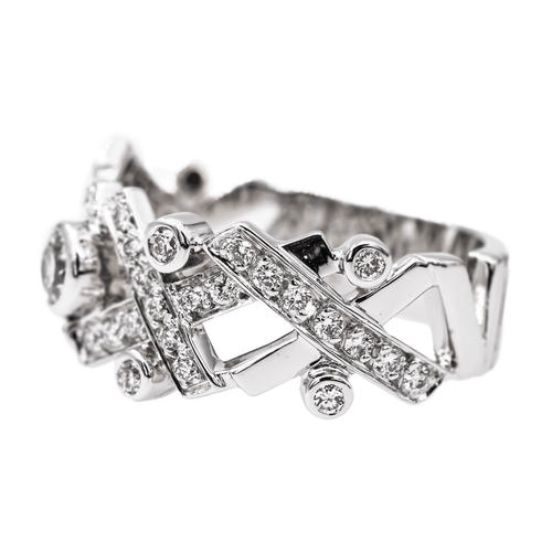 Bague 52 Chanel Bague Cristaux glacés Or blanc Diamant 58 Facettes 3051495CN