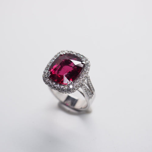 Bague 53.5 Bague en or 18 carats, rubellite et diamants 58 Facettes 5427