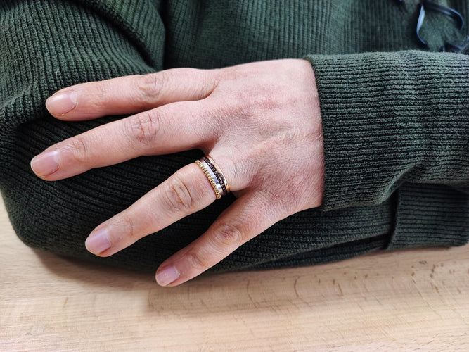 f412f5c2-facb-4e45-8a84-e6cc87139300