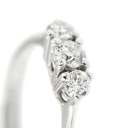 Bague 54 Bague trilogy - Bague en or blanc 18 ct et diamants 0,53 ct 58 Facettes 39024