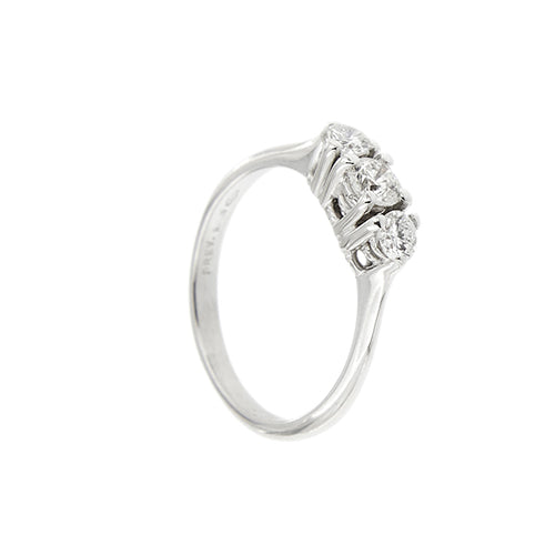 Bague 54 Bague trilogy - Bague en or blanc 18 ct et diamants 0,53 ct 58 Facettes 39024