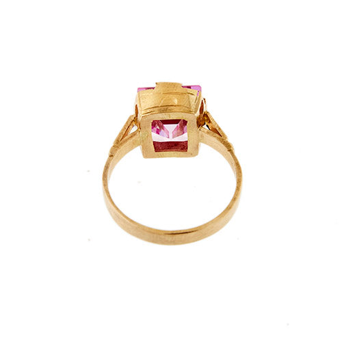 Bague Bague - Saphir rose synthétique rectangulaire 5,50 ct en or rose 18 ct 58 Facettes 36848