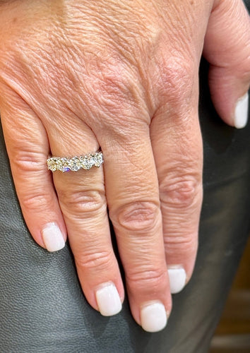 Bague 55 Demi-alliance - Bague en or blanc 18 carats et diamants 58 Facettes 90869