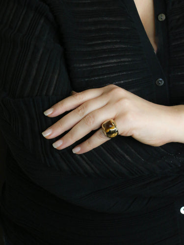 Bague 52 BVLGARI Bague pyramide or jaune citrine pain de sucre 58 Facettes 1266.7