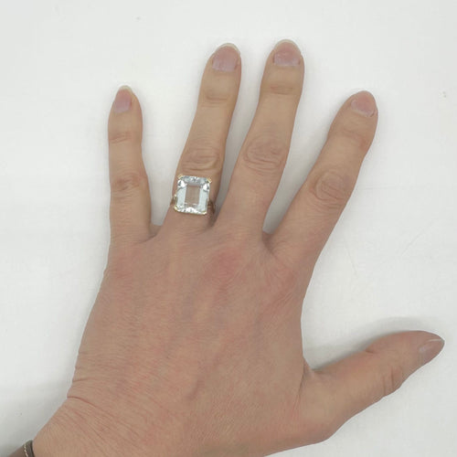 Bague 52 Bague en or jaune 750 millièmes avec aigue-marine 7,47 ct 58 Facettes Z15B51818