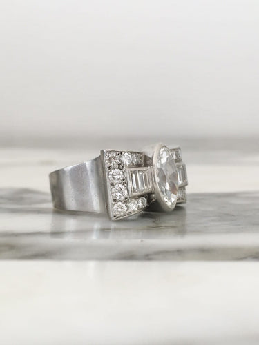 Bague 57 Bague tank Art déco en platine et diamants 3,16 ct 58 Facettes 245