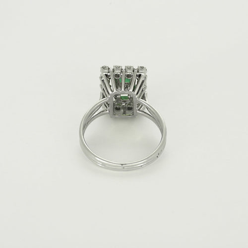 Bague 60 Bague en or blanc, platine, émeraude et diamants 58 Facettes 58FC45