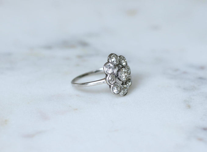 Bague 64 Bague marguerite Belle Époque ovale en platine et diamants 2,95 ct 58 Facettes