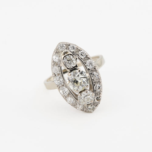 Bague 55 Bague marquise n° 139 en or blanc 18 carats et diamants 58 Facettes