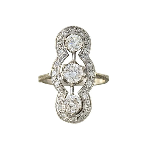 Bague 56 Bague vintage en or blanc 18K et diamants 58 Facettes 246