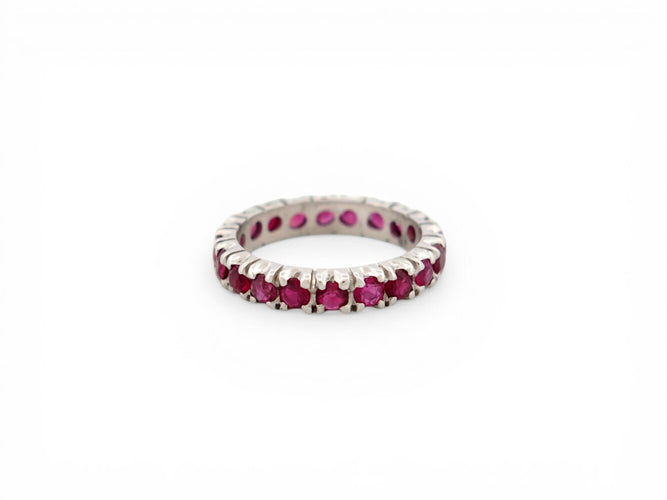 Bague 49 Alliance américaine - Bague pavée de 20 rubis en or blanc 18k 58 Facettes 273952