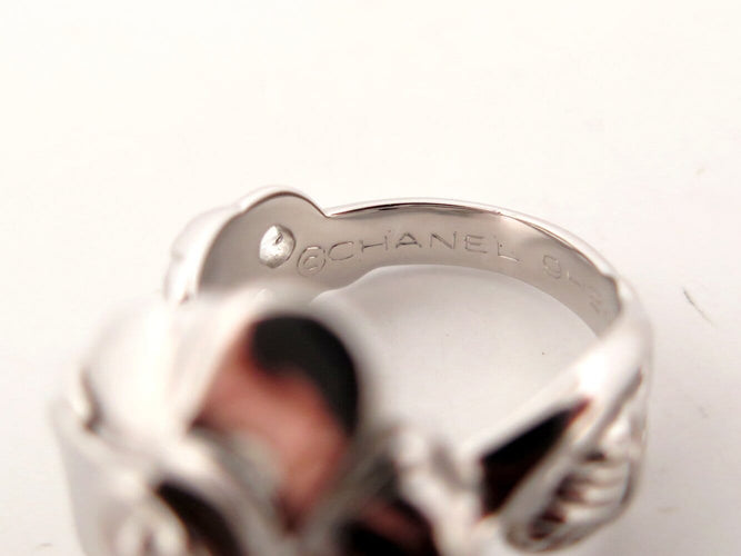 Bague 48 Chanel Camélia - Bague en or blanc 18k avec diamant 58 Facettes 273951