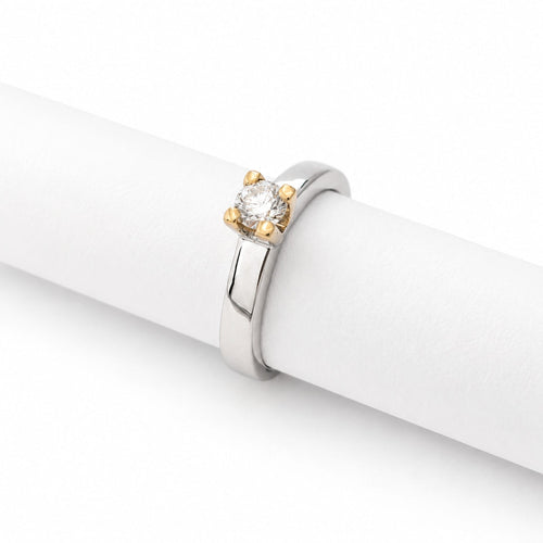 Bague 49 Bague solitaire en or blanc et jaune 18 carats et diamant 58 Facettes 35997