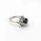 Bague 52 Bague fleur en or blanc, saphir et diamants 58 Facettes 35151