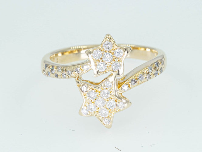 Bague Bague étoile - Bague entourage en or jaune 14 ct et diamants 58 Facettes AR55