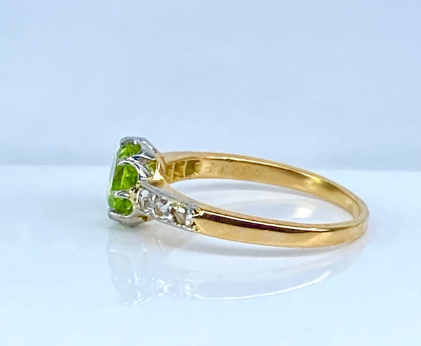 Bague 51 Bague en or jaune 18 carats au péridot et diamants 58 Facettes AB699
