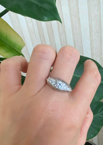 Bague 58 Art déco - Bague solitaire vintage en or blanc 18 ct et diamants 58 Facettes ring