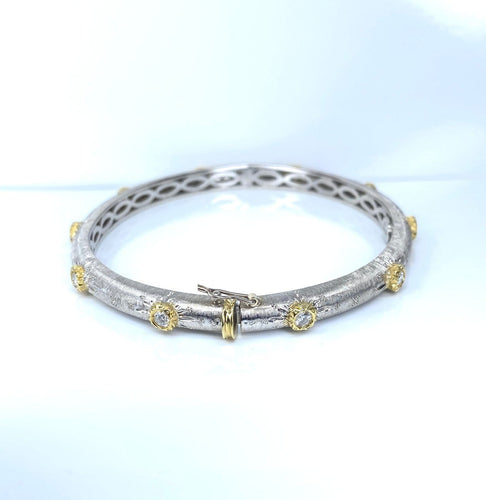 Bracelet Bracelet jonc ouvrant - Bracelet en or blanc 18 carats et diamants 58 Facettes AB703