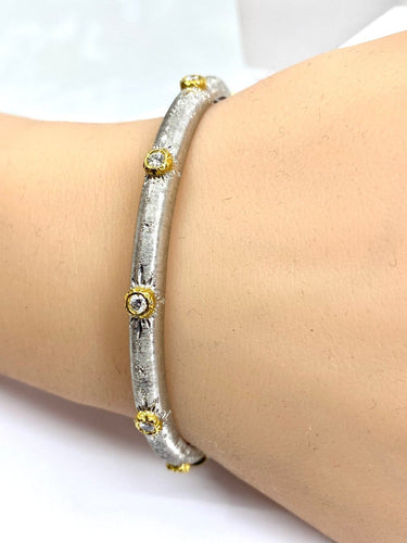 Bracelet Bracelet jonc ouvrant - Bracelet en or blanc 18 carats et diamants 58 Facettes AB703