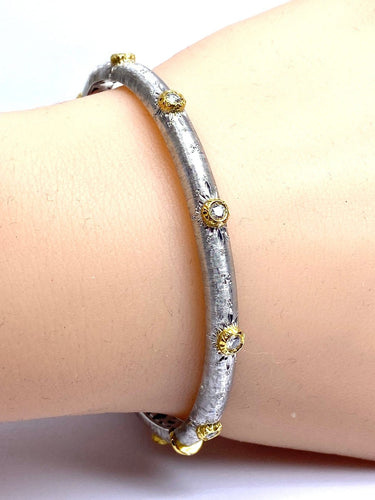 Bracelet Bracelet jonc ouvrant - Bracelet en or blanc 18 carats et diamants 58 Facettes AB703